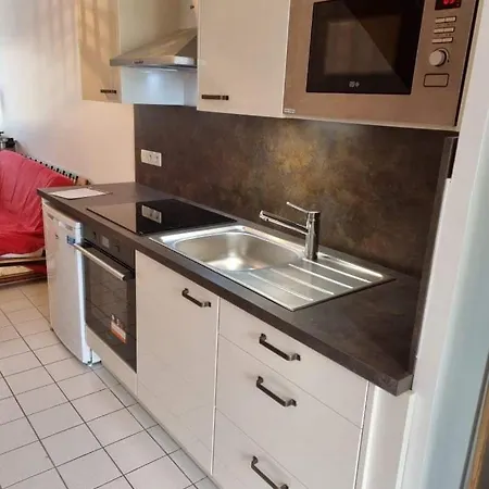 Eleonore, F2 En Duplex Avec Cour Commune Et Proche De La Mer, 3 Ver-sur-Mer Exterior photo